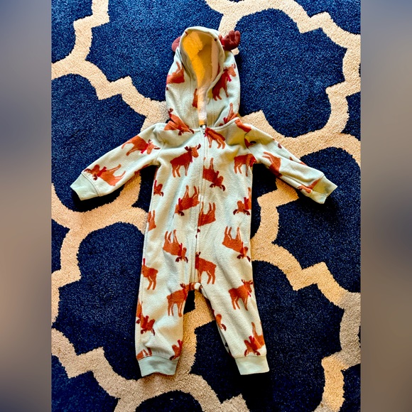 Green moose 9 month fleece zip up onesie - Picture 1 of 2